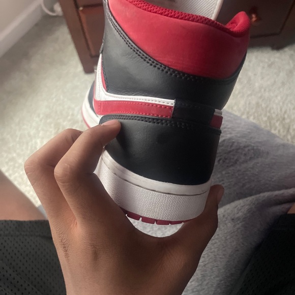 Jordan 1 - Picture 3 of 8